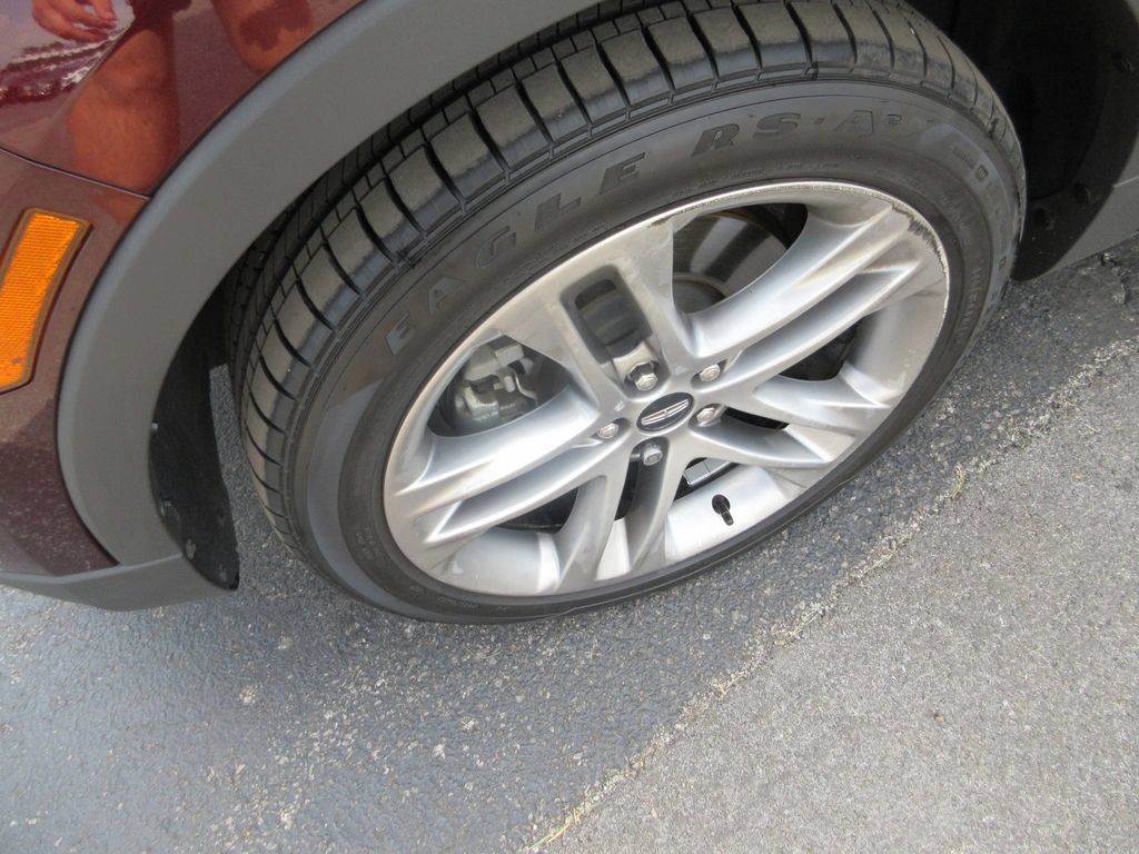 Used 2019 Lincoln MKC Reserve w/ MKC Climate Package AWD/4WD image 14