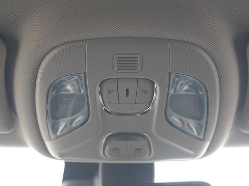 Used 2022 Jeep Compass Trailhawk w/ Sun and Sound Group AWD/4WD image 24