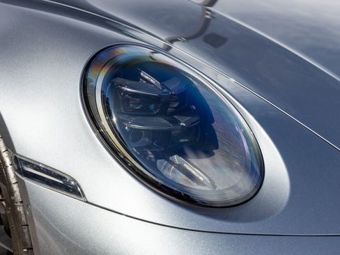 Certified 2025 Porsche 911 Carrera GTS image 15