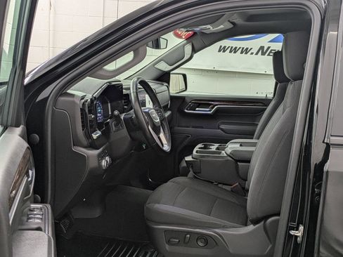 Used 2023 GMC Sierra 1500 Elevation w/ X31 Off-Road Package image 4