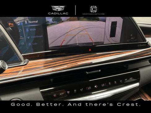Used 2024 Cadillac Escalade Luxury AWD/4WD image 24