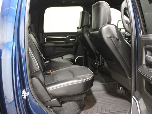 Used 2024 RAM 2500 Laramie w/ Night Edition image 40