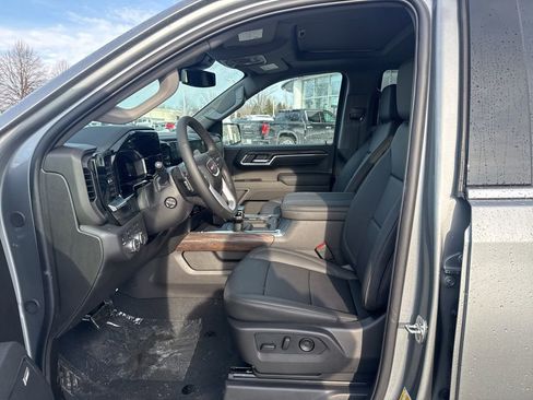 New 2026 GMC Sierra 1500 SLT w/ SLT Premium Plus Package image 9