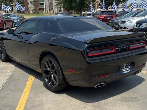 Used 2019 Dodge Challenger GT w/ Blacktop Package RWD image 8