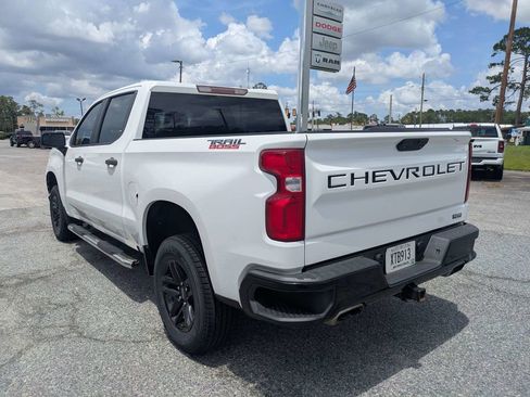 Used 2019 Chevrolet Silverado 1500 Custom Trail Boss w/ Custom Convenience Package AWD/4WD image 6