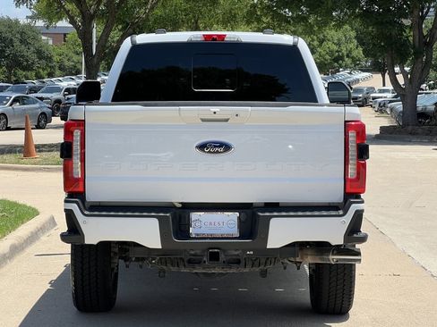 Used 2023 Ford F250 Lariat w/ Lariat Ultimate Package AWD/4WD image 5