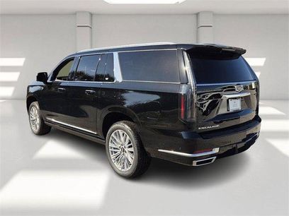 New 2026 Cadillac Escalade ESV Luxury w/ Touring Package