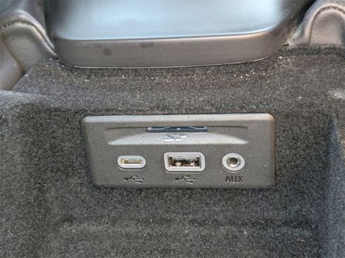 Used 2023 Chevrolet Corvette Stingray Convertible w/ 1LT image 22