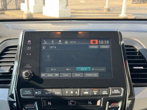 Used 2024 Honda Odyssey Sport image 39