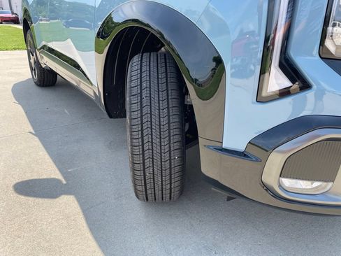 New 2027 Kia Seltos X-Line AWD/4WD image 17