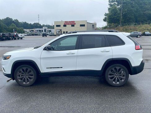 Used 2021 Jeep Cherokee Latitude Lux 80th Anniv w/ Quick Order Package 26U 80TH FWD image 5