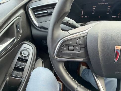 Certified 2024 Buick Encore GX Preferred FWD image 25
