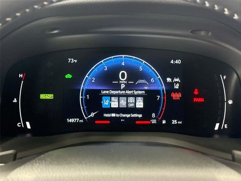 Used 2025 Toyota Camry SE image 19