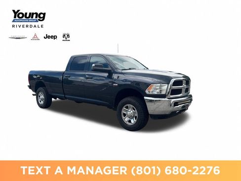 Used 2016 RAM 3500 Tradesman w/ Chrome Appearance Group AWD/4WD image 6