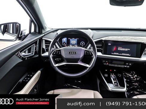 Used 2022 Audi Q4 e-tron Prestige image 6