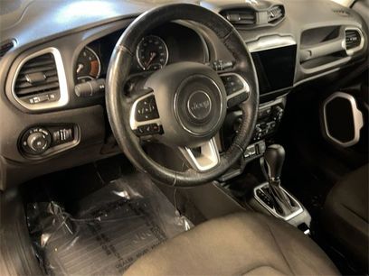 Used 2020 Jeep Renegade Latitude w/ Cold Weather Group