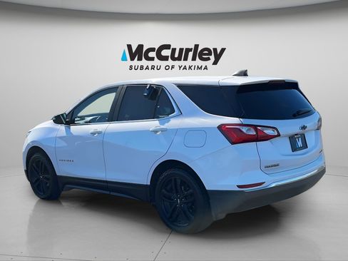 Used 2021 Chevrolet Equinox LT image 3