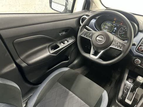 Used 2025 Nissan Versa SV FWD image 12
