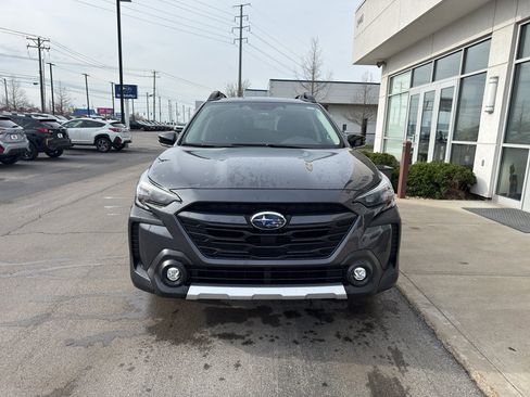 Used 2025 Subaru Outback Limited image 8