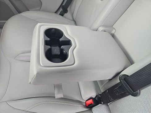 Used 2022 Jeep Compass Limited image 23