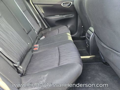 Used 2019 Nissan Sentra SV FWD image 14