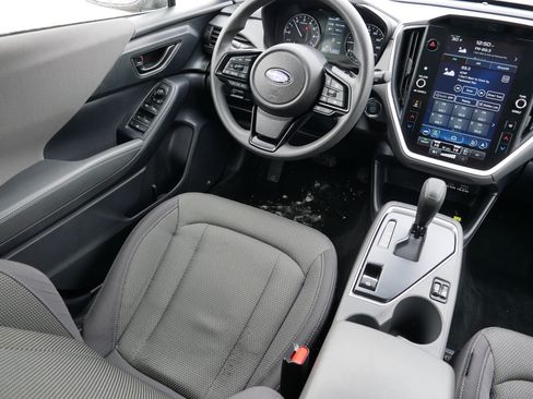 Used 2024 Subaru Crosstrek 2.0i Premium image 9