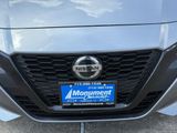 Used 2022 Nissan Altima 2.5 SR w/ Midnight Edition Package image 5