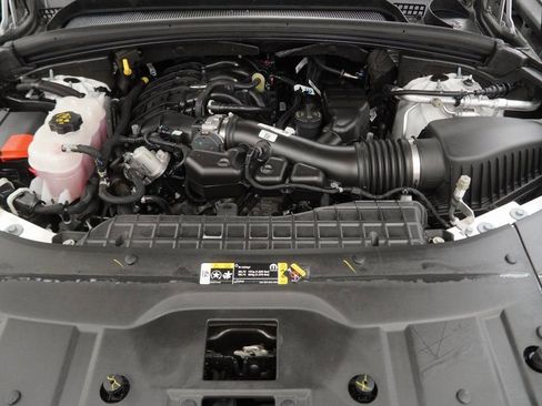 Used 2023 Jeep Grand Cherokee Limited w/ Black Appearance Package image 49