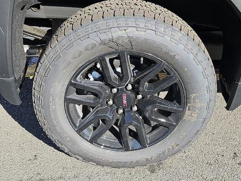 New 2026 GMC Sierra 1500 Elevation w/ Elevation Premium Package AWD/4WD image 7