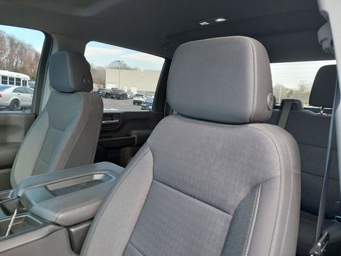 Used 2024 Chevrolet Silverado 2500 Custom w/ Custom Convenience Package AWD/4WD image 6