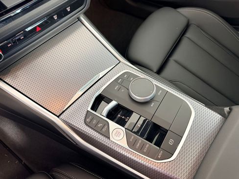 Certified 2025 BMW 330i xDrive Sedan AWD/4WD image 17