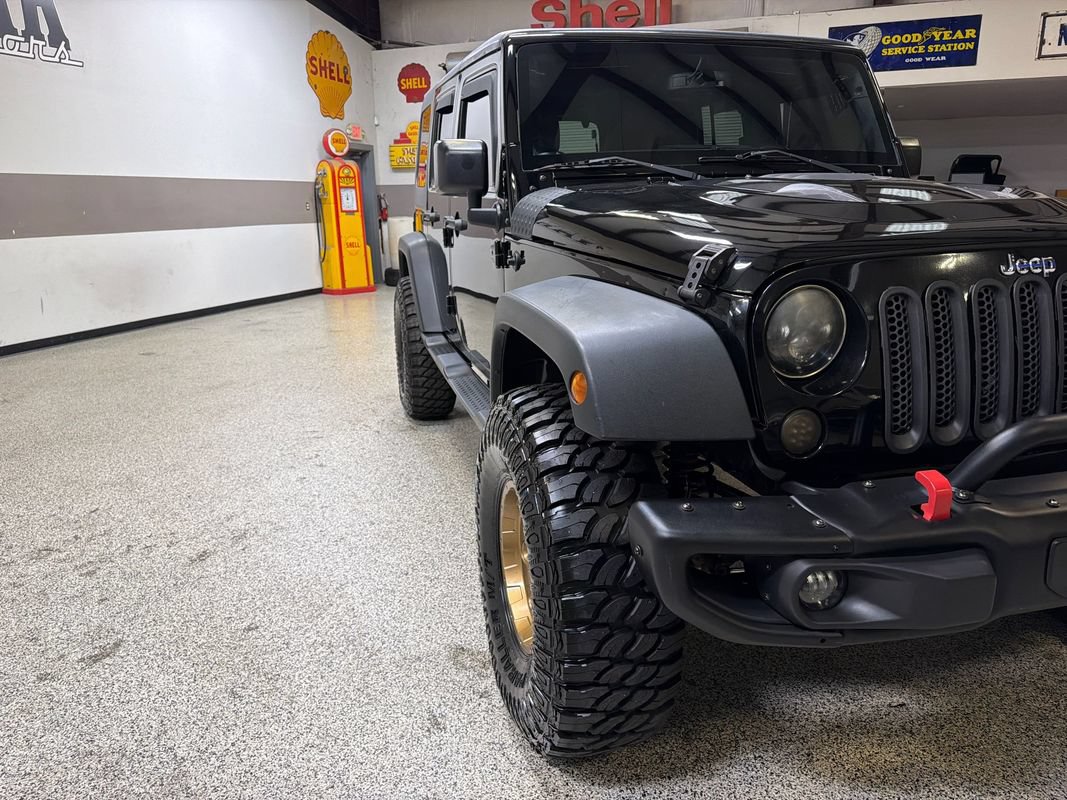 Used 2015 Jeep Wrangler Unlimited Sport w/ Quick Order Package 24S AWD/4WD image 14