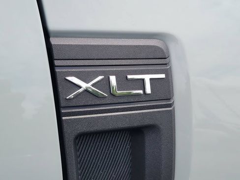 Certified 2024 Ford Maverick XLT w/ XLT Luxury Package FWD image 6