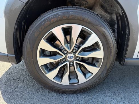 Used 2023 Subaru Outback Limited image 38