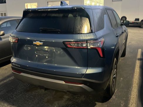 Used 2025 Chevrolet Equinox LT image 4