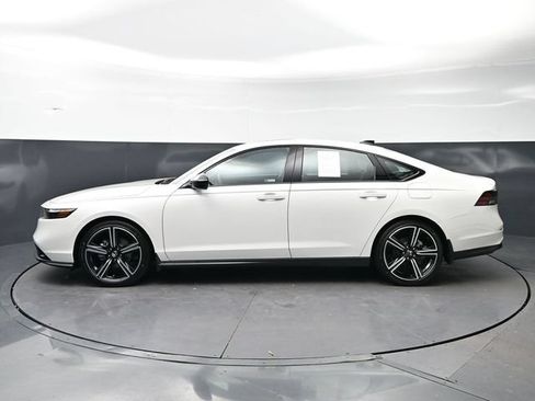 Certified 2026 Honda Accord SE image 8