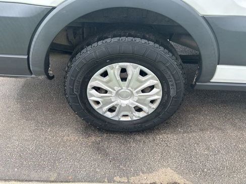 Used 2015 Ford Transit 350 XLT RWD image 32