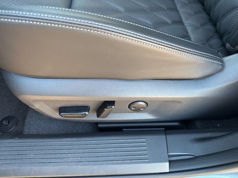 New 2026 Nissan Rogue Platinum image 15