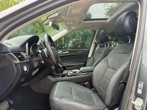 Used 2018 Mercedes-Benz GLS 550 4MATIC w/ Driver Assistance Package image 10