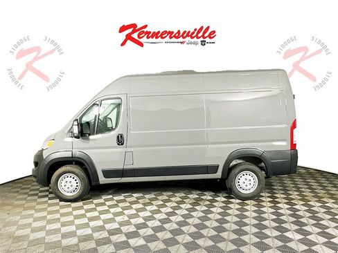 New 2026 RAM ProMaster 3500 w/ Convenience Group image 4