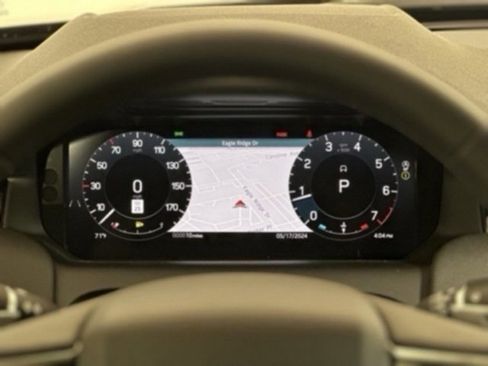 New 2025 Land Rover Discovery Sport S image 25