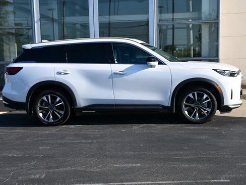 Certified 2026 INFINITI QX60 Pure w/ Cargo Package FWD image 7