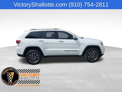 Certified 2022 Jeep Grand Cherokee Limited AWD/4WD image 30