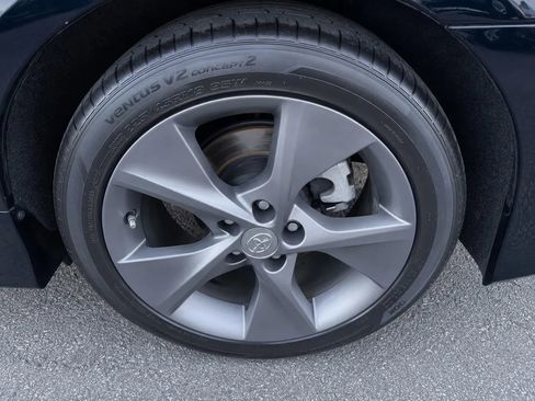 Used 2013 Toyota Camry SE w/ Leather Pkg FWD image 31