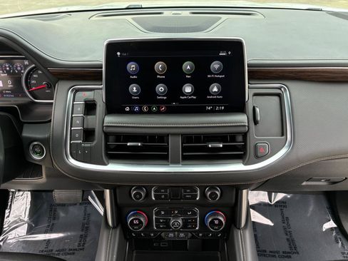 Used 2021 Chevrolet Tahoe Premier AWD/4WD image 19