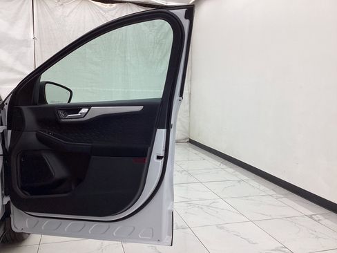 Used 2020 Ford Escape SE Sport AWD/4WD image 19