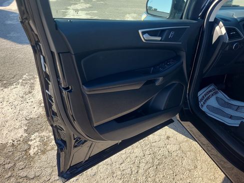 Used 2024 Ford Edge SEL image 14