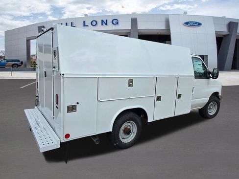 New 2026 Ford E-350 and Econoline 350 Super Duty w/ Power Equipment Group RWD image 2