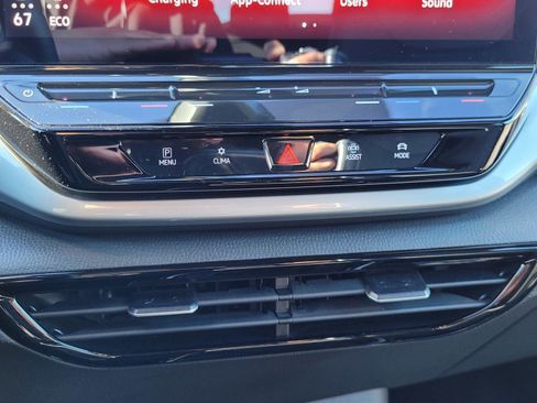 Certified 2023 Volkswagen ID.4 Pro S image 27