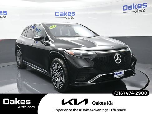 Used 2023 Mercedes-Benz EQS 580 4MATIC SUV image 1